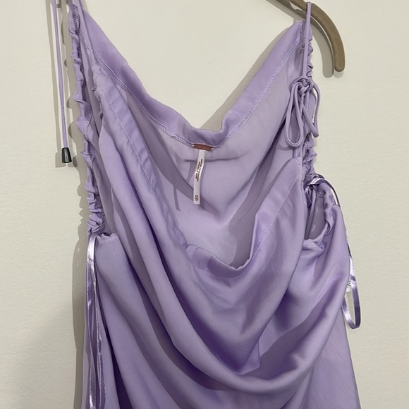 Free People - Picture 4 of 7